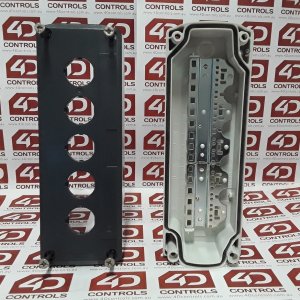 Schneider XALD05 3 Hole Push Button Enclosure